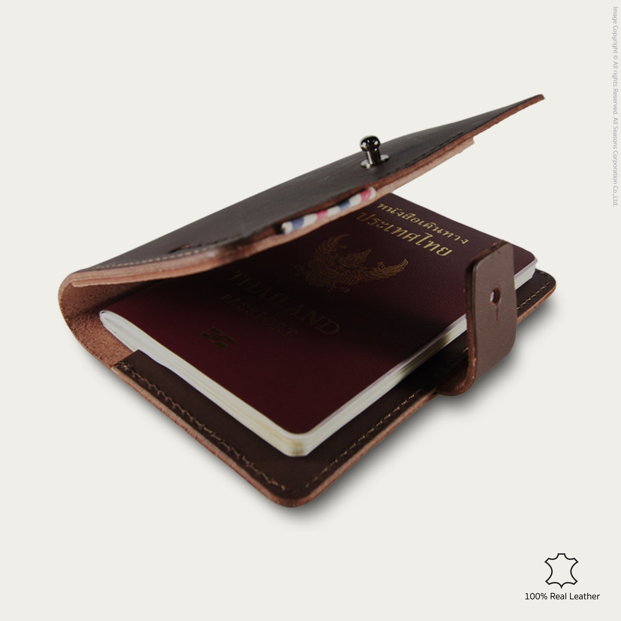 กระเป๋าใส่หนังสือเดินทาง หนังแท้ สลักชื่อได้ รุ่น Leather Traveller Book Cover